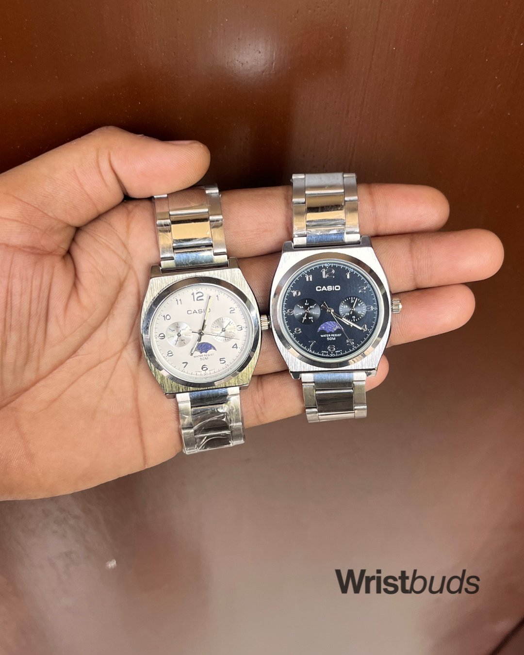 MoonPhase MTP M-305 (Analog Watch)