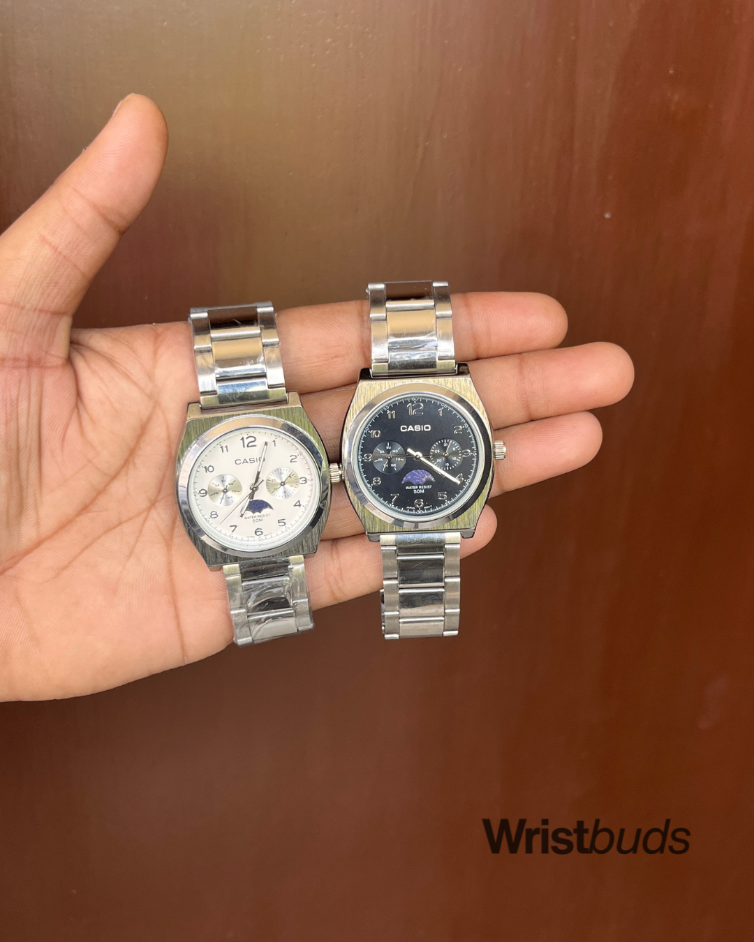 MoonPhase MTP M-305 (Analog Watch)
