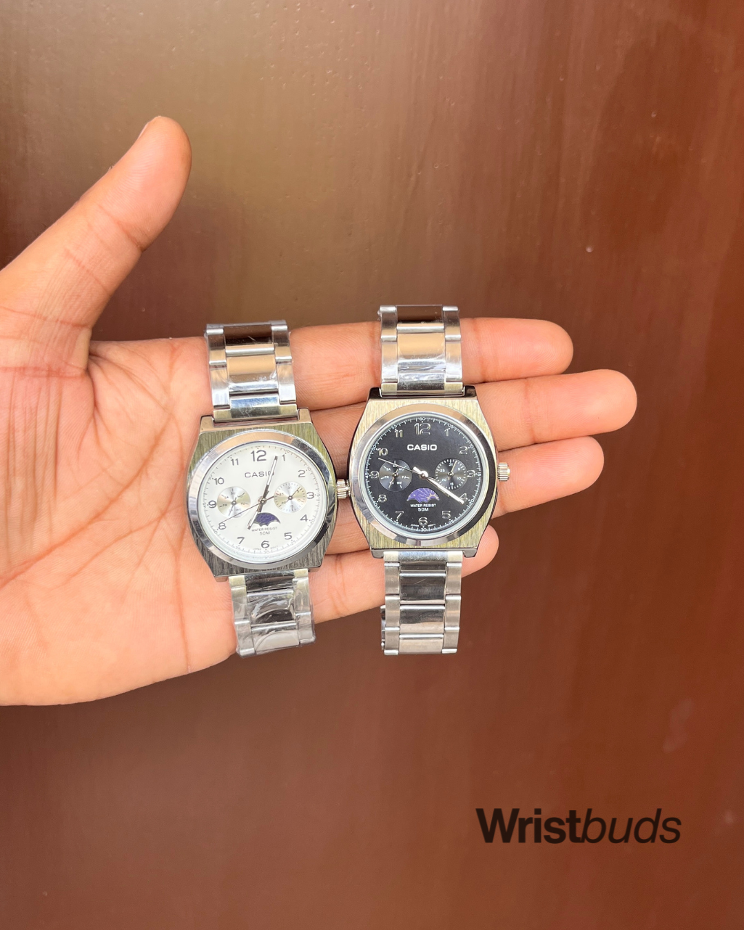 MoonPhase MTP M-305 (Analog Watch)